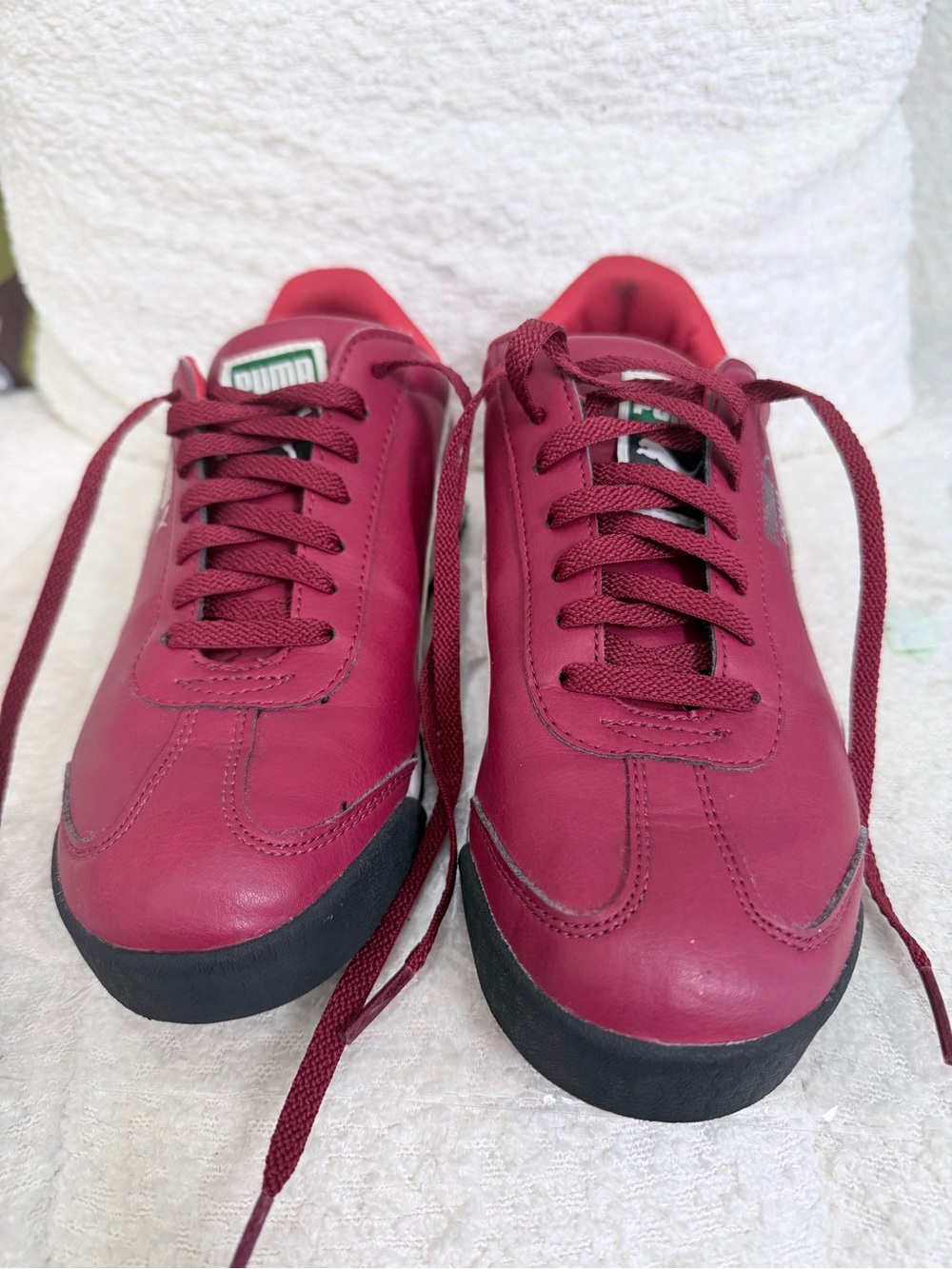 Puma Men’s Burgundy Low-Top Sneakers